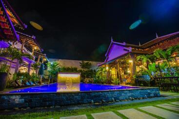 هتل Moloppor Villa