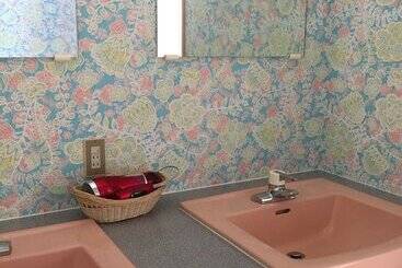 پانسیون Guesthouse Kinzaza