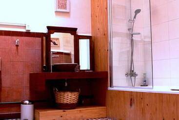 هاستل Hostal Casaplan