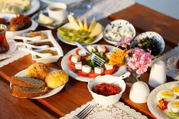 پانسیون Ionia Guest House