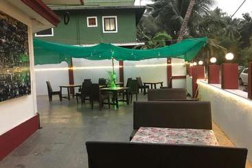 هاستل Super Deluxe Mansion Stay In Candolim