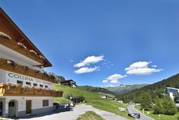 پانسیون Garni Appartement Collina