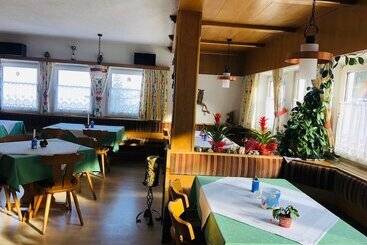 پانسیون Garni Appartement Collina