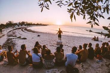 Che Holbox Hostel & Bar Adults Only