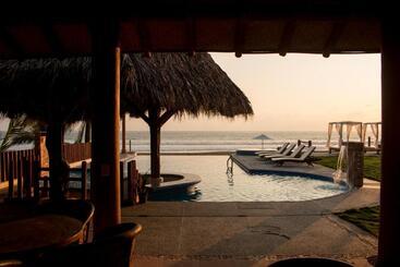 هتل Villas Punta Blanca