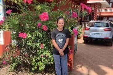 پانسیون Leon Hide Out Guest House