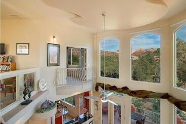Sedona Cathedral Hideaway B&b & Spa