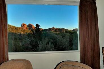 Sedona Cathedral Hideaway B&b & Spa