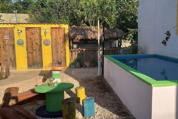هاستل Hostal Guacamayas