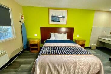 4 Star Motel