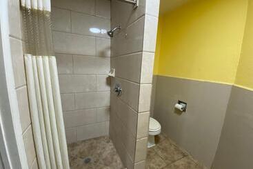 4 Star Motel