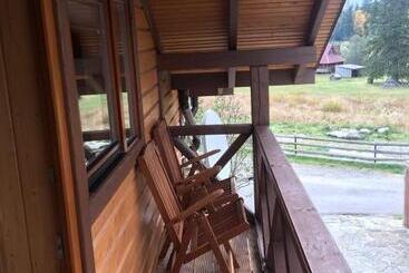 پانسیون Guesthouse Kolo Druziv
