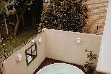پانسیون Pousada Paty´s Garden