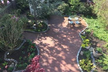 Cămin Secret Garden Inn