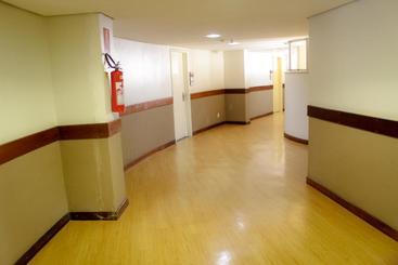 Flat Oeste La Residence