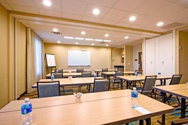 هتل Fairfield Inn & Suites By Marriott Phoenix Tempe/airport