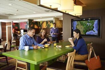 هتل Fairfield Inn & Suites By Marriott Phoenix Tempe/airport
