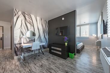 Lexen Hotel   North Hollywood Near Universal Studios