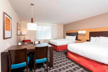 هتل Towneplace Suites By Marriott Louisville North