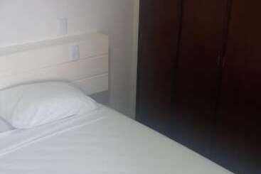 Flat Oeste La Residence