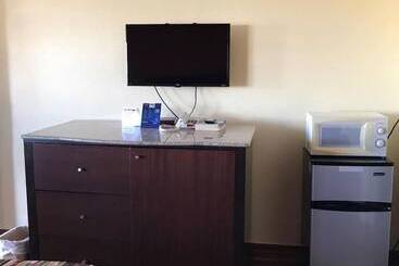 مُتل Scottish Inns & Suites