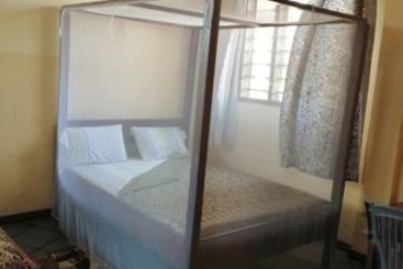 پانسیون Diani Travelers Guest House