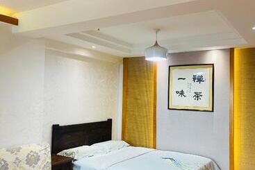 Doudou Meilan Fengqing Inn