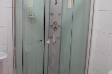 هاستل Hostal Baquedano