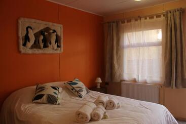 هاستل Hostal Baquedano