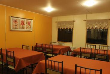 هاستل Hostal Baquedano