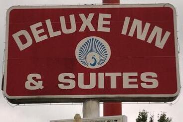 مُتل Deluxe Inn And Suites