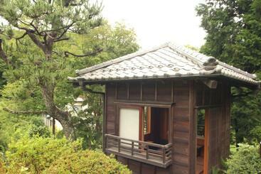 پانسیون Kougetsu Sanso    Moon Villa In Tokyo