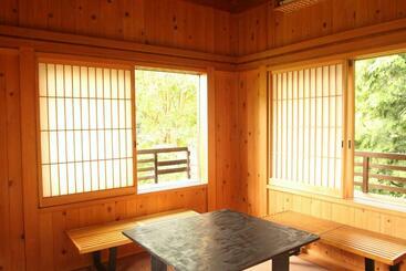 پانسیون Kougetsu Sanso    Moon Villa In Tokyo