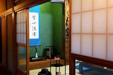 پانسیون Kougetsu Sanso    Moon Villa In Tokyo