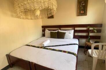 Suba Motel