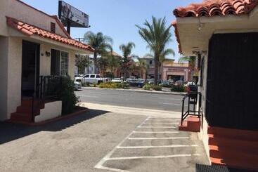 World Motel