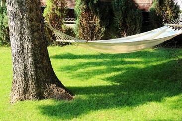 پانسیون Laguna Green Guest House
