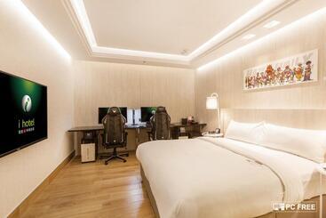 هاستل I Hotel 中壢館