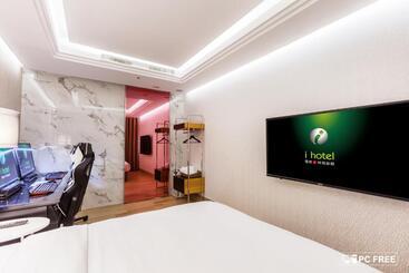 هاستل I Hotel 中壢館