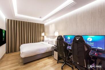 هاستل I Hotel 中壢館