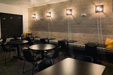هتل Silver Creek