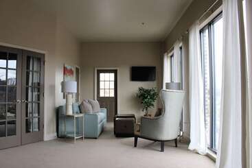 Kentucky Grand Hotel & Spa