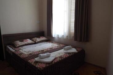 پانسیون Guesthouse Fatima