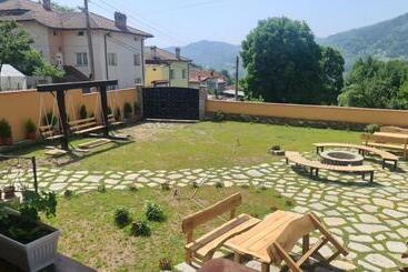 پانسیون Guesthouse Nefertiti