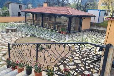 پانسیون Guesthouse Nefertiti