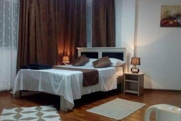 پانسیون Hello Guest House