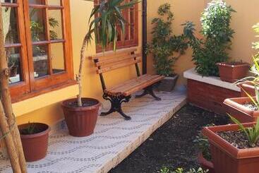 پانسیون Hostal Casa Amarilla San Vicente De Tagua Tagua