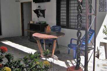 پانسیون Hostal Palohe Taganga