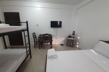 הוסטל Alicia Apartment