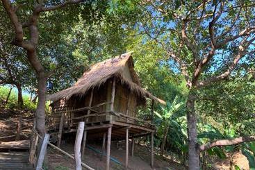 هاستل Tree Lodge Banlung
